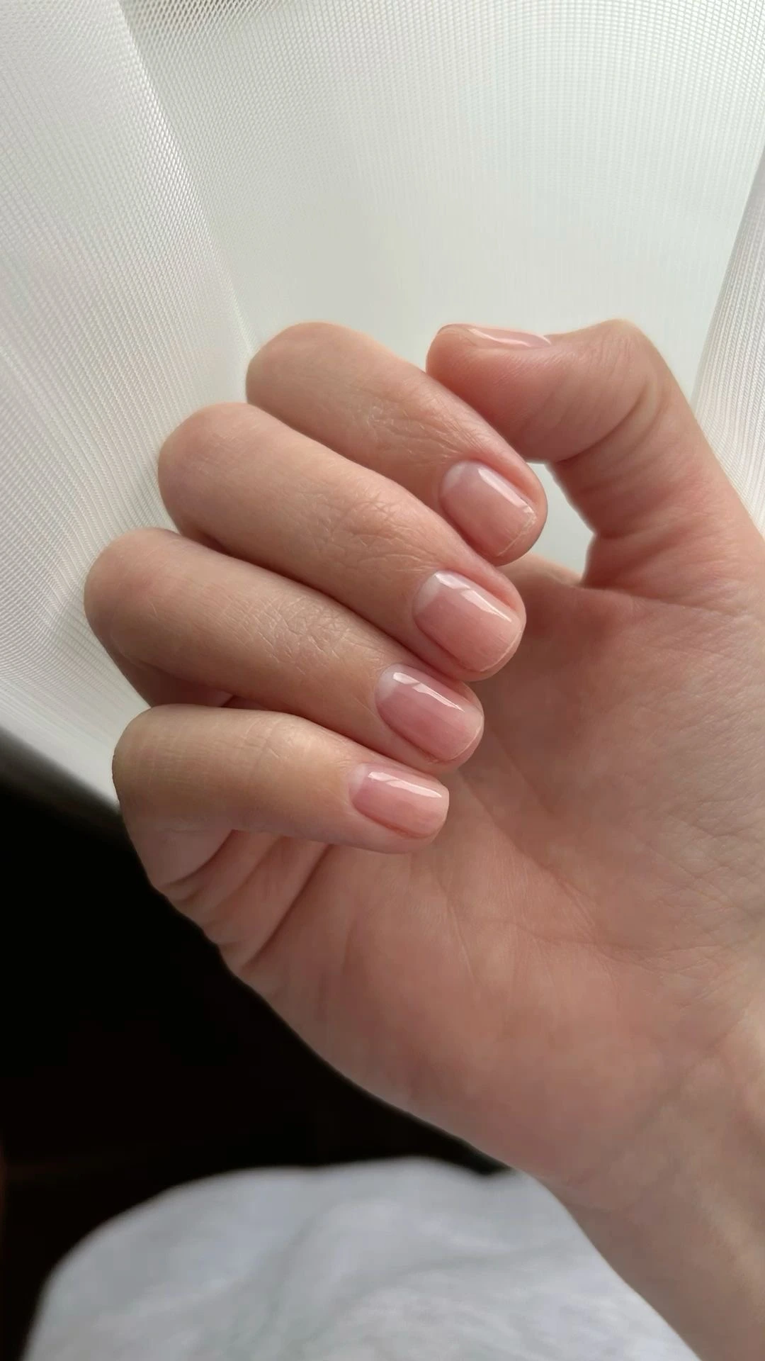 Π‘Π½ΡΡΠΈΠ΅ Π³Π΅Π»Ρ Π»Π°ΠΊΠ° Π±Π΅Π· ΠΏΠΎΡΠ»Π΅Π΄ΡΡΡΠ΅Π³ΠΎ ΠΏΠΎΠΊΡΡΡΠΈΡ